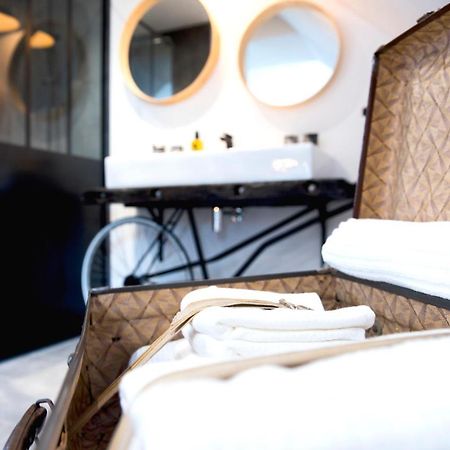 Hotel La Petite Valise Ploudalmézeau Esterno foto